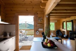 aménagement intérieur d'une maison bois familiale