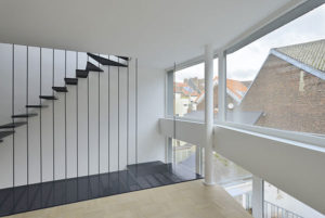 aménagement intérieur d'une maison bois familiale