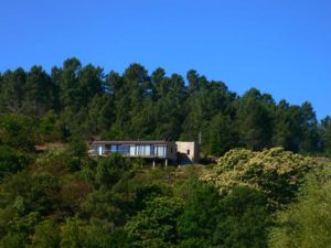 environnement d'une maison bois familiale