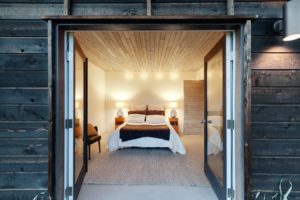 aménagement intérieur d'une maison bois moderne et familiale