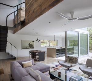 aménagement intérieur d'une maison bois moderne et familiale