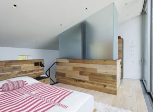 aménagement intérieur d'une maison bois moderne et familiale