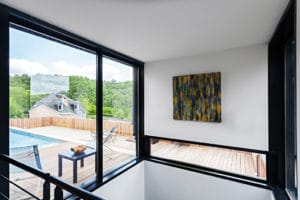 aménagement intérieur d'une maison bois moderne et familiale