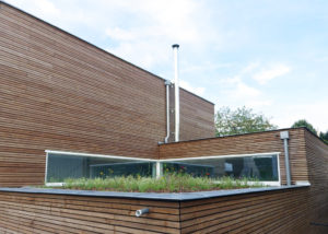 environnement d'une maison bois moderne et familiale