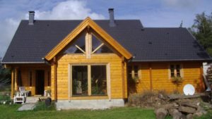 environnement d'une maison bois moderne et familiale