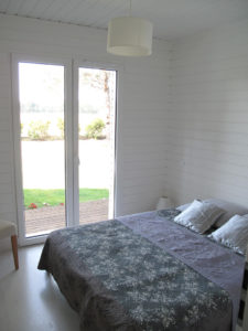 aménagement intérieur d'une maison bois classique à la campagne