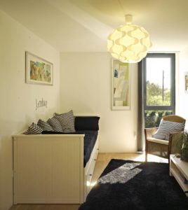 aménagement intérieur d'une maison bois moderne et familiale