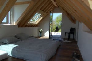 aménagement intérieur d'une maison bois moderne et familiale