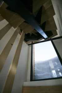 aménagement intérieur d'une maison bois moderne et familiale