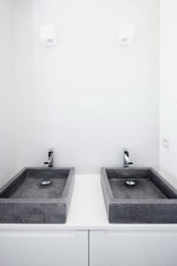 aménagement intérieur d'une maison en ossature bois à la campagne