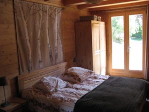 aménagement intérieur d'une maison bois moderne et familiale