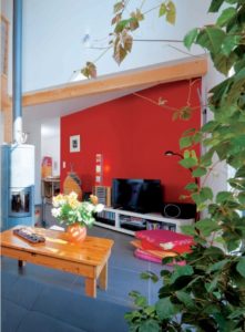 aménagement intérieur d'une maison bois moderne et familiale