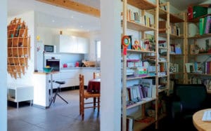 aménagement intérieur d'une maison bois moderne et familiale