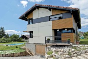 piscine d'une maison contemporaine à ossature bois en Isère