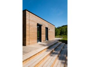 terrase d'une maison bois classique en Vosges