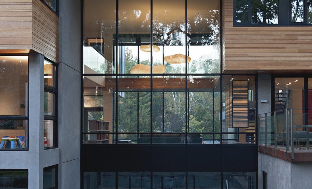 aménagement intérieur d'une maison bois moderne et familiale