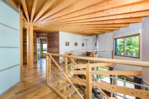 Aménagement intérieur d'une maison bois