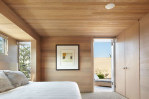 aménagement intérieur d'une maison bois moderne aux États-Unis
