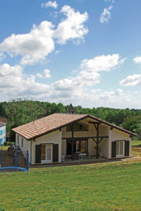 Une maison landaise en Nouvelle-Aquitaine - © Alaya Maisons Bois