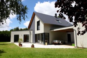 maison bois moderne et familial