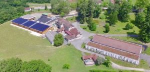 grande ferme en bois