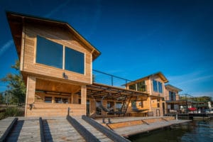 maison bois moderne et luxury avec piscine