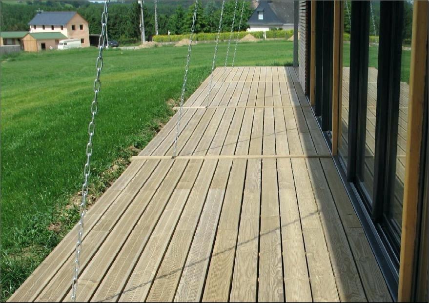 Traitement par imprégnation pour terrasse en bois