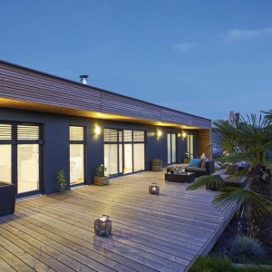 terrasse en bois d'une maison bois