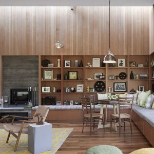 salon en bois dans ranch moderne en Californie