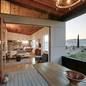 terrasse en bois d'une maison bois moderne