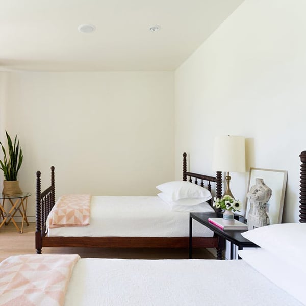 Chambre à coucher avec parquet