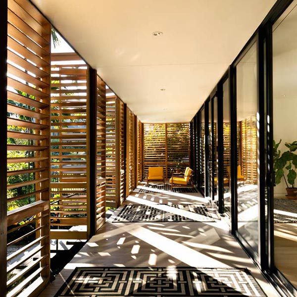 terrasse en bois d'une maison bois à Miami