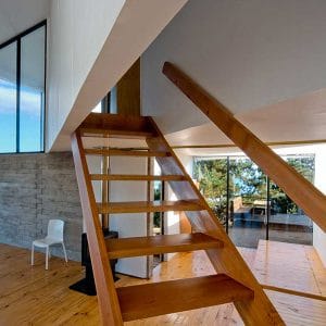 aménagement intérieur d'une maison en bois