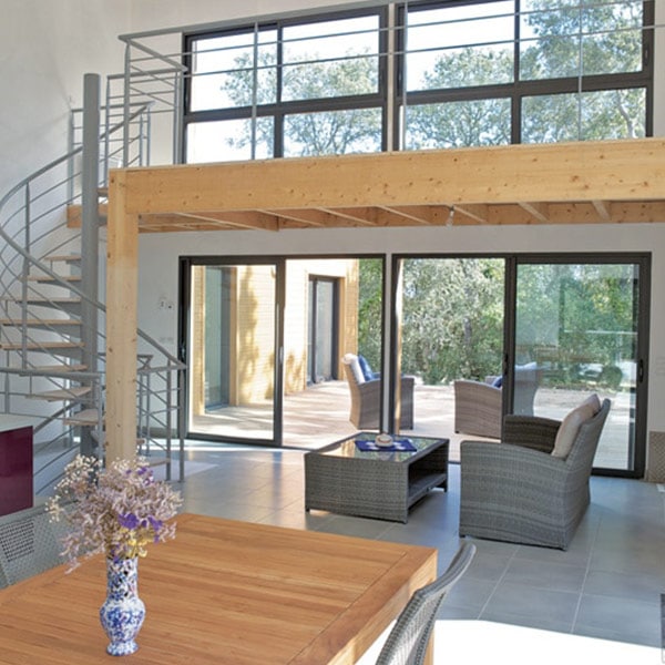 aménagement intérieur d'une maison en bois en Pays de la Loire