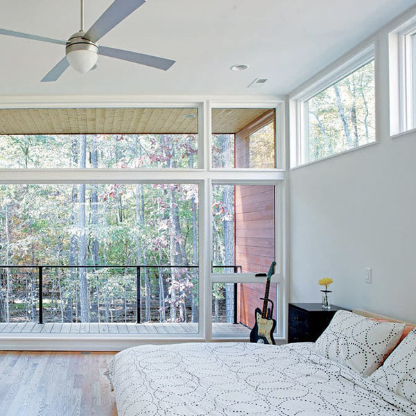 aménagement intérieur d'une maison en bois