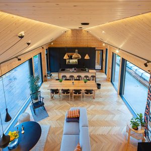maison bois massif à l'intérieur - kontio