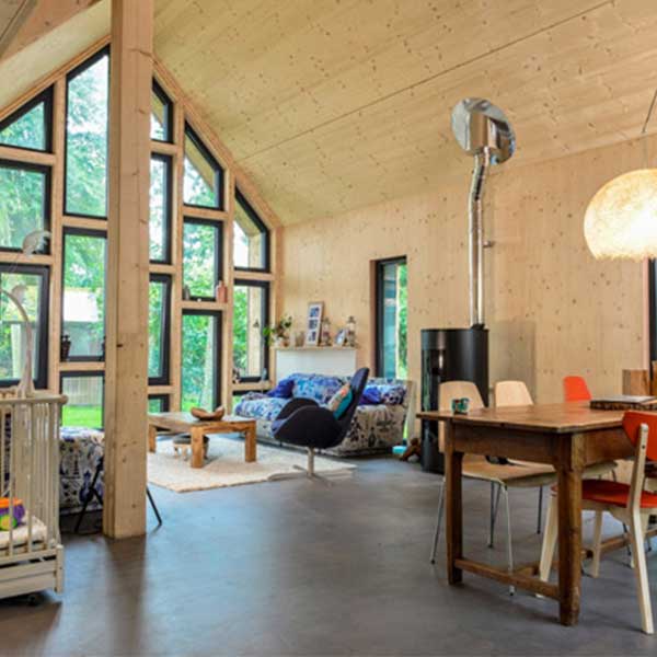 Salon d'une maison en CLT Novatop Nowawood Systèmes