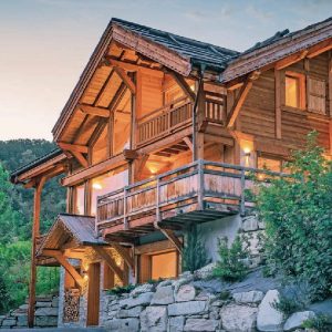 Chalet bois made in France balcon