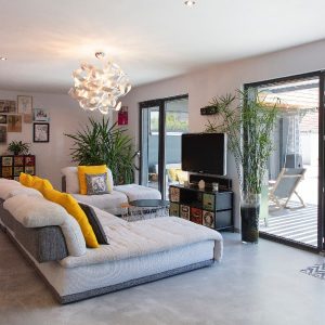 Maison en bois écologique salon