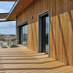 terrasse maison en ossature bois moderne