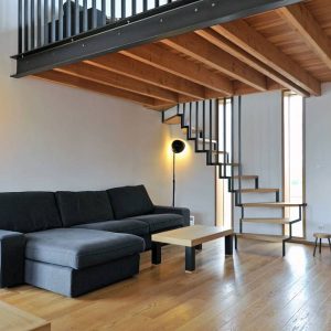 salon avec parquet de la maison en ossature bois moderne