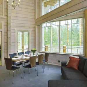 Intérieur maison bois sur le green