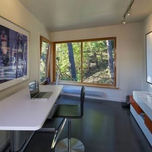 architecture stupéfiante en bord de mer - bureau