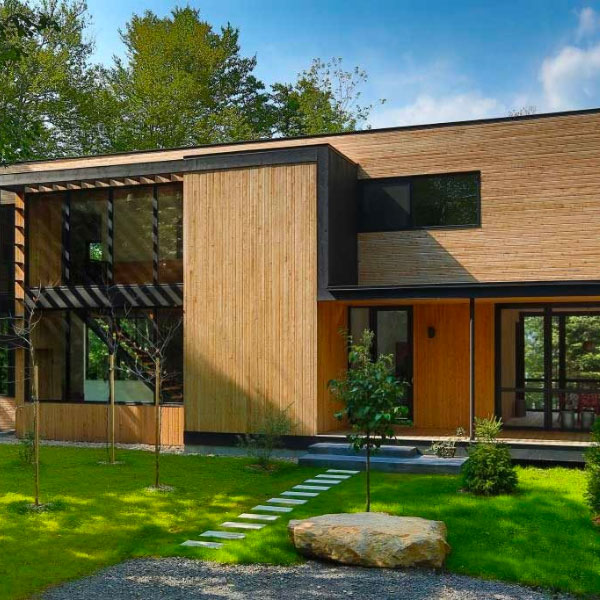 Maison bois dans la foret La Chasse Thellend Fortin Architectes