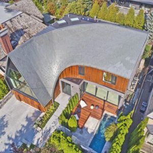 vue de dessus - maison bois en arc-en-ciel - Tom Arban