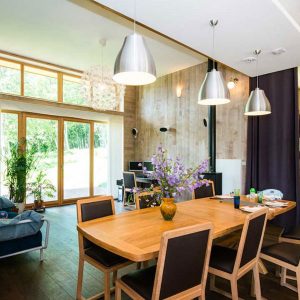maison vue de l'intérieur, séjour