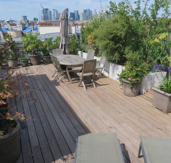 Terrasse bois sur balcon ou toiture conseils
